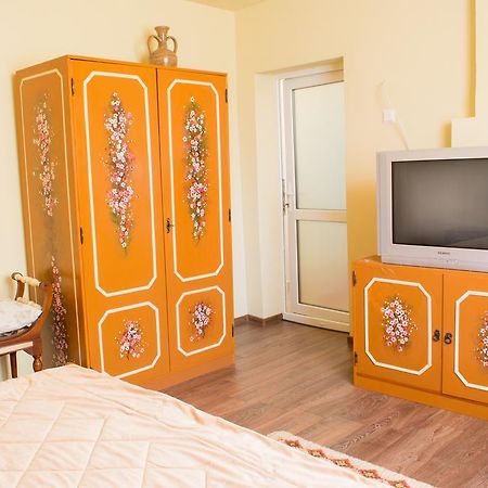 הוילה Haţeg Casa Maya חדר תמונה