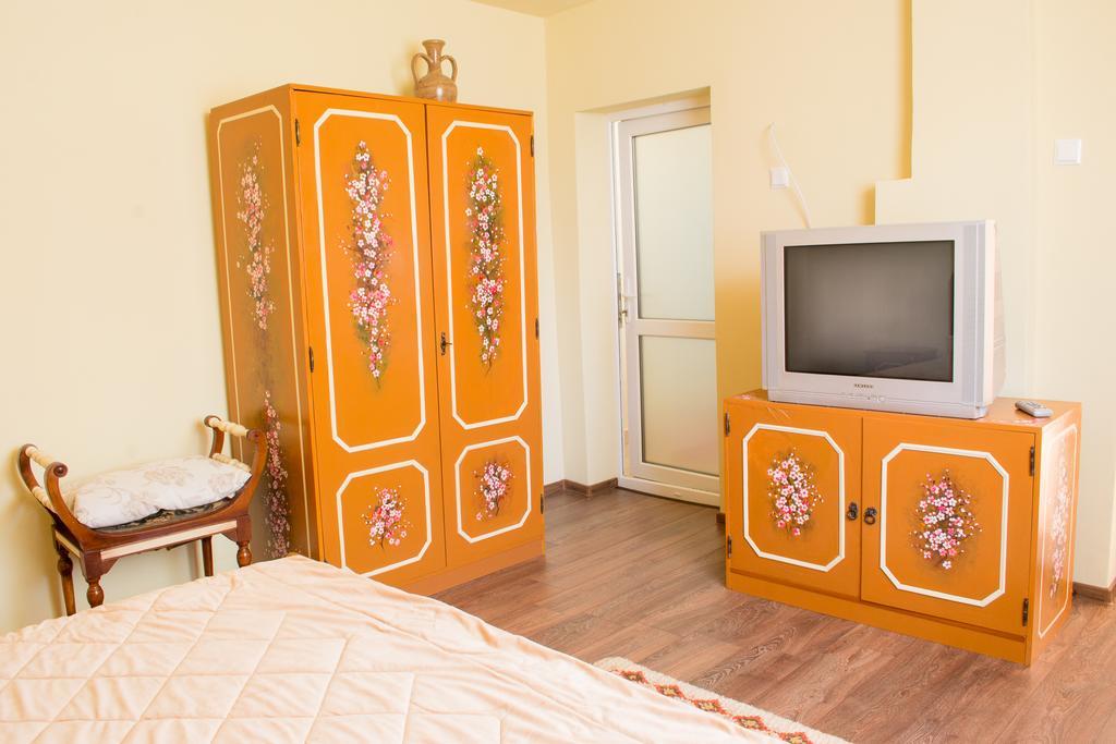 הוילה Haţeg Casa Maya חדר תמונה
